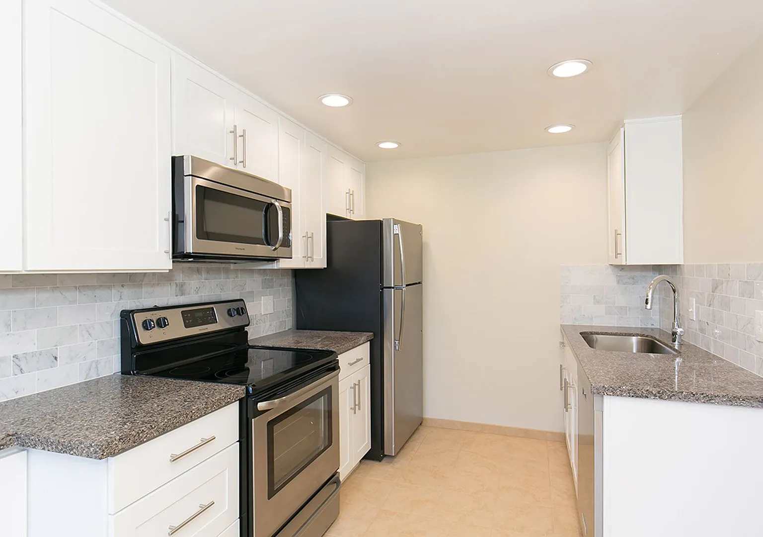 Florentia Street Apartments — Photo 1