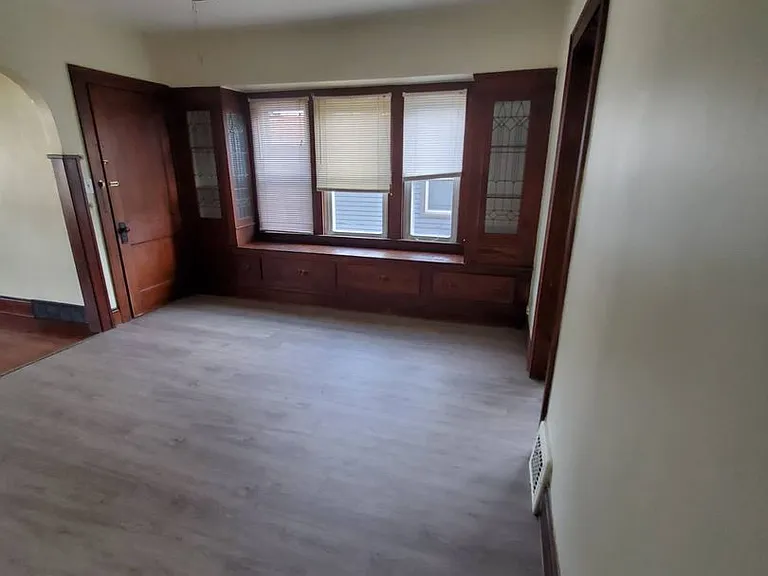 3320 Berea Rd — Photo 16