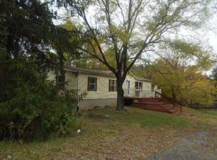 2940 Peppers Ferry Rd, Radford, VA 24141