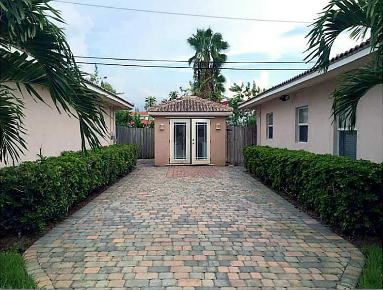2 bed, 700 sqft, $2,000 — Photo 4