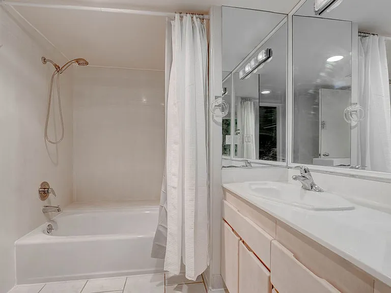 3111 Bel Air Dr #3A — Photo 21