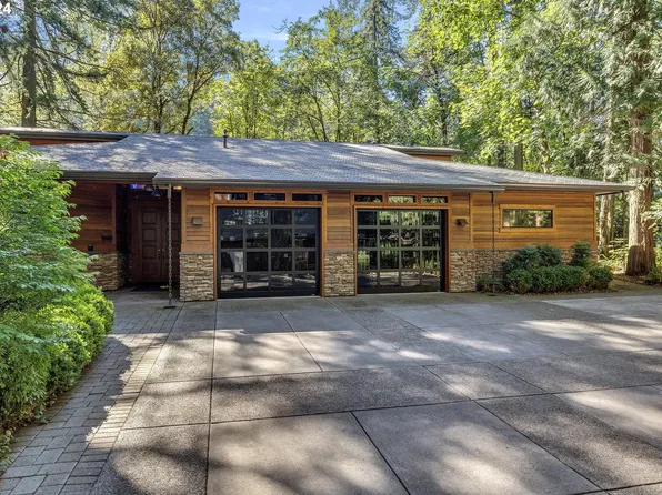 28528 E Hist Columbia River Hwy, Troutdale, OR 97060