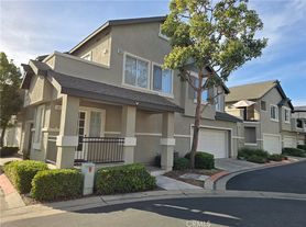3317 E Metcalf Cir, Orange, CA