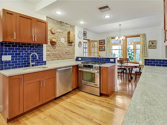 3rd image of 4 Carlann Ln