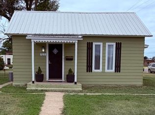 721 N 2nd Ave, Hill City, KS 67642