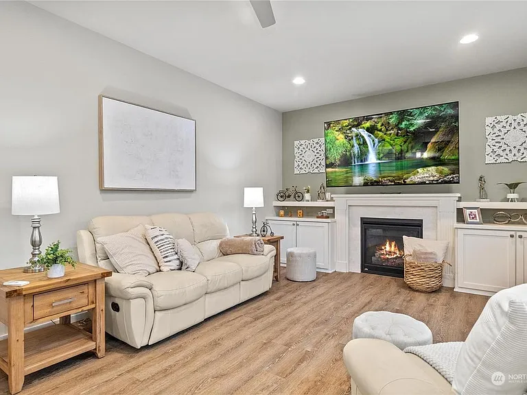 22604 SE 284th Ct — Photo 4