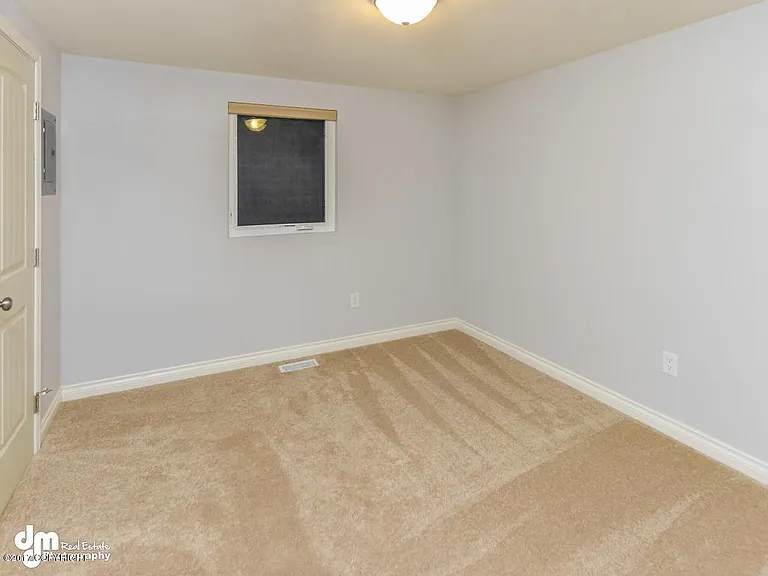 21615 Settlers Dr — Photo 14