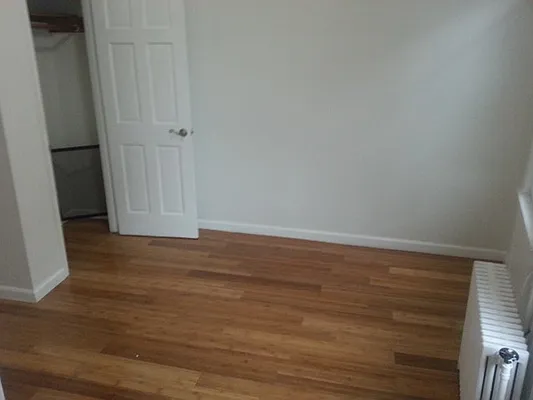 Rented by ZealEstate Group Inc | media 32