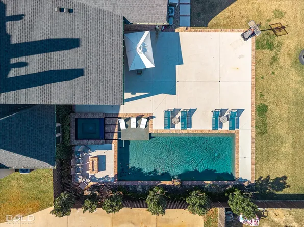 624 Silkwood Dr, Benton, LA 71006