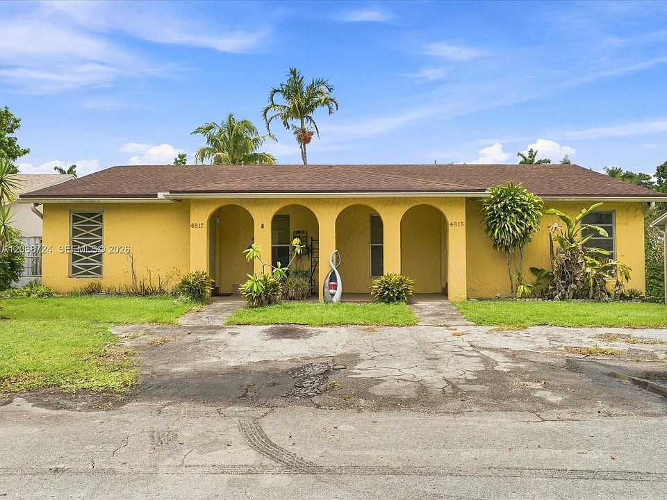 1st image of 4815 SW 65th Way