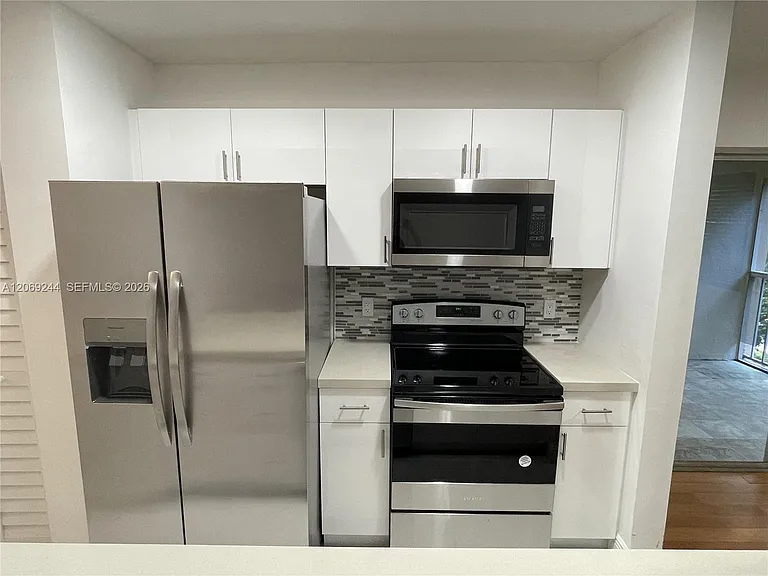 15325 SW 106th Ter #618 — Photo 9