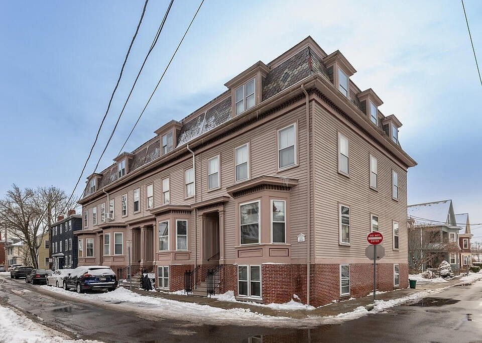 1st image of 13 N Pine St #7