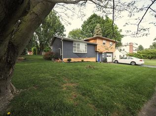 1145 Lark Dr, Bethlehem, PA 18017