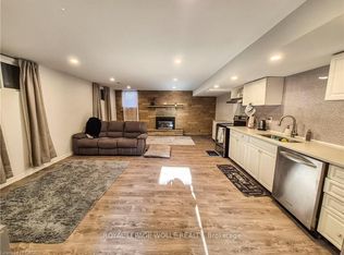 11 Duncairn Ave, Kitchener, ON N2M 4S5