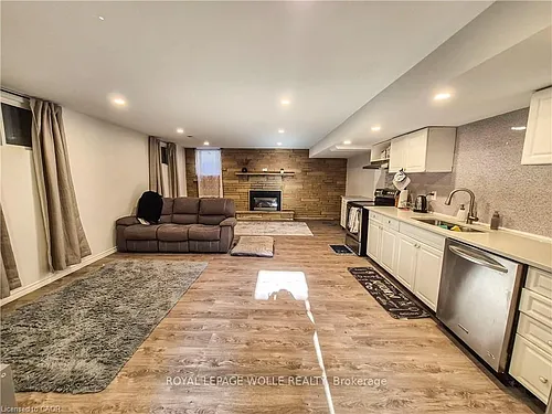 11 Duncairn Ave #LOWER Photo 1