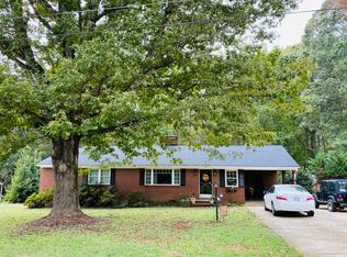 603 N Glenn Ave, Siler City, NC 27344
