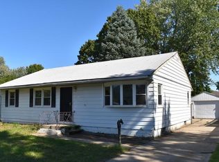 2015 Meadow Dr, Beloit, WI 53511