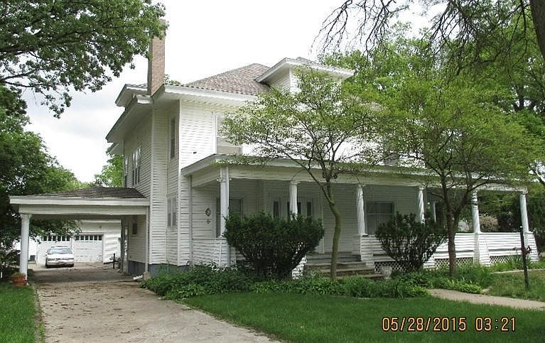 806 N 9th St Beatrice NE 68310 Zillow