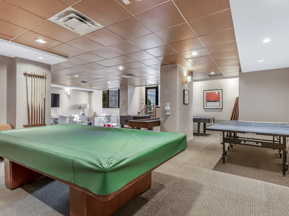 330 East 38th Street image 24 of 27