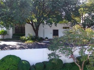 600 Roaring Springs Rd #CA, Fort Worth, TX 76116