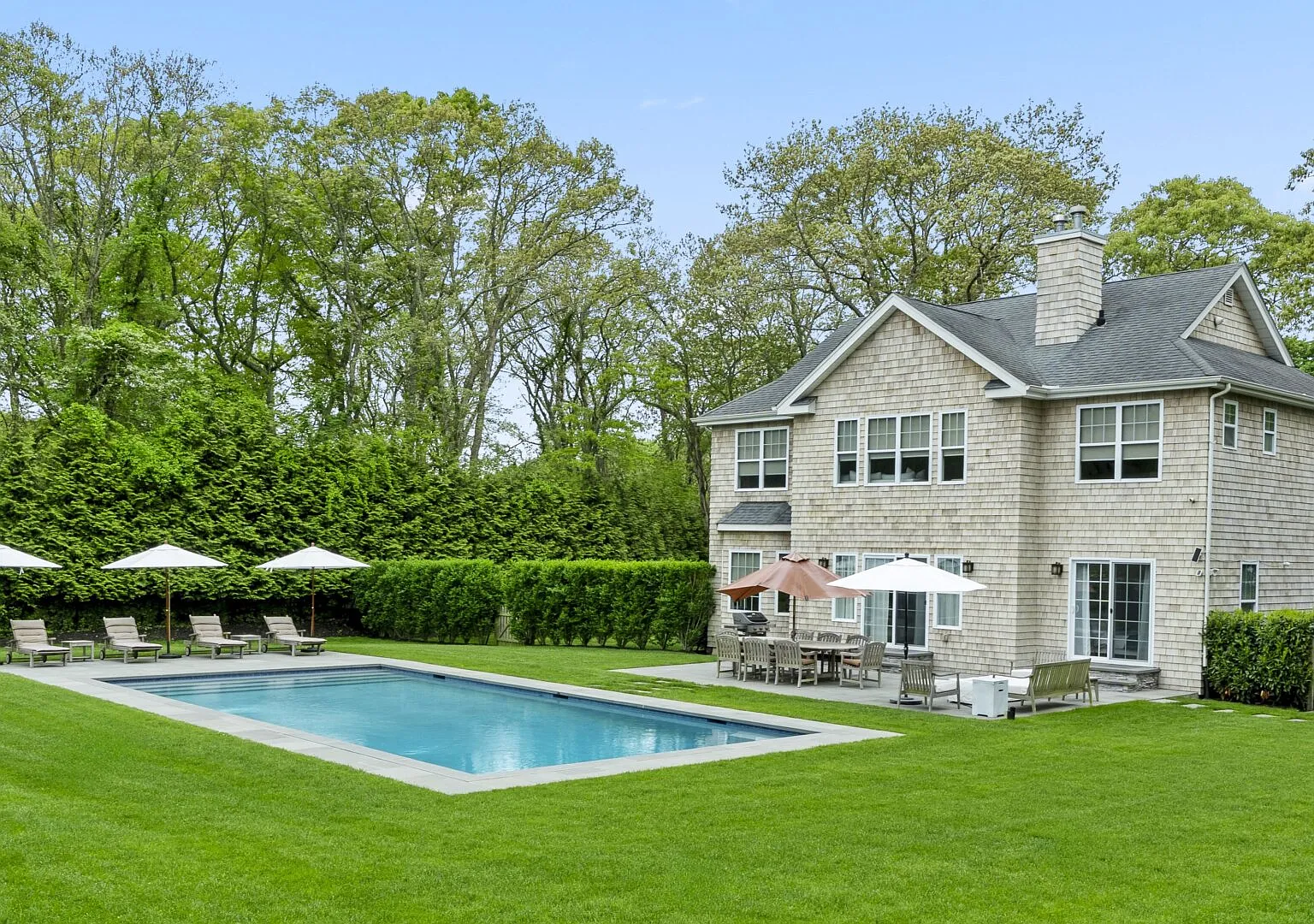 Heated Pool, Gas Fire Place And Fire Pit. — Photo 1
