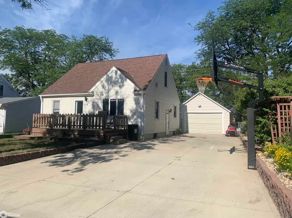 44 Rainbow Dr, Humboldt, IA 50548