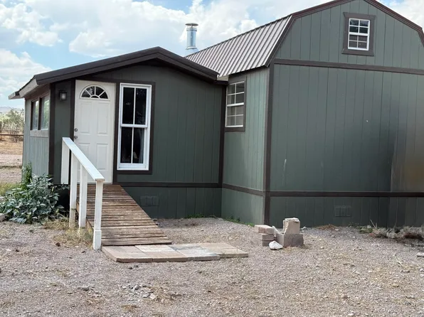 25 Brummett Ln, San Acacia, NM 87831