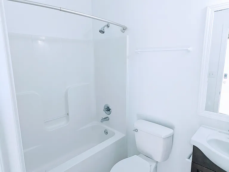 Tiny Apartment Rentals — Photo 54