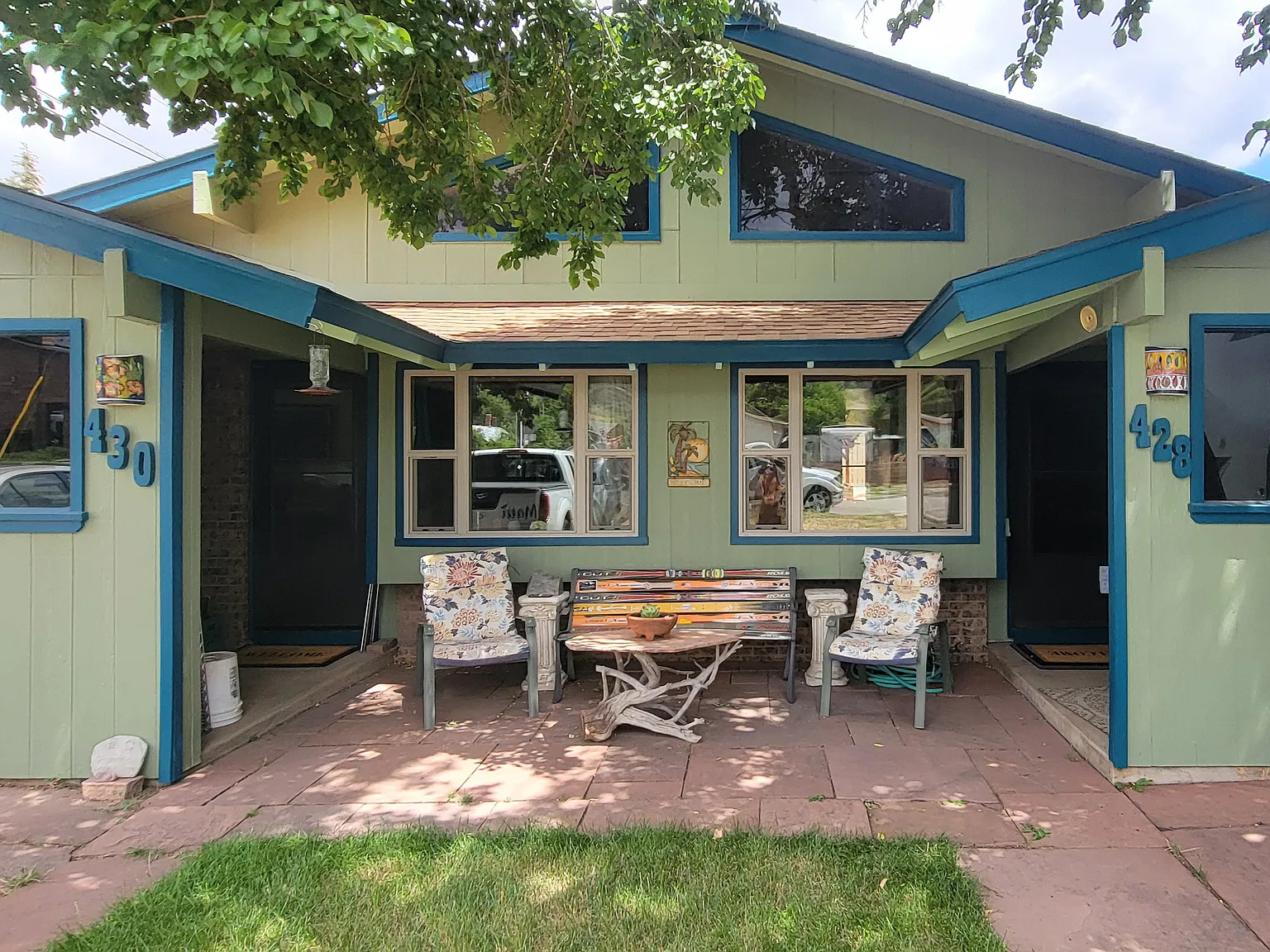 2 bed, 1.5 bath, 900 sqft, $2,350 — Photo 1