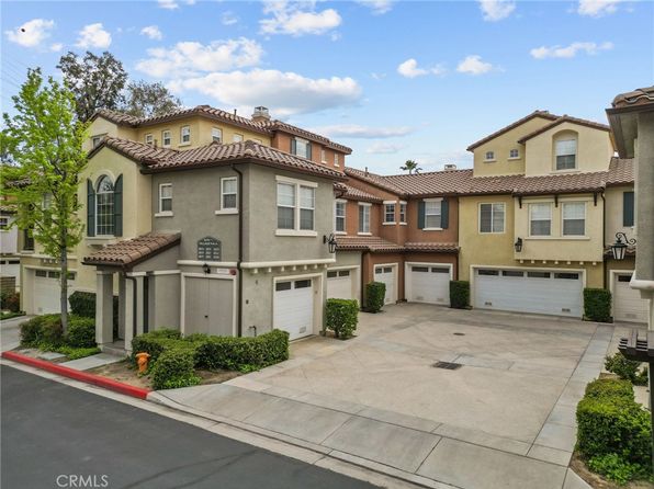 28215 Canterbury Ct, Valencia, CA 91354