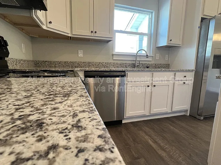 400 Mattie M Kelly Blvd — Photo 4