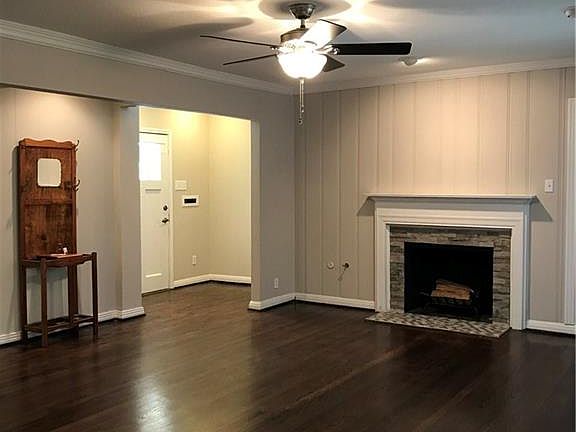 3rd image of 6456 Locke Ave