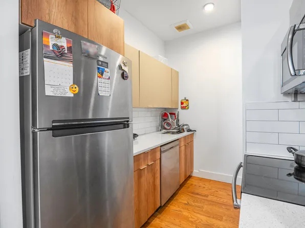 305 Sumpter Street image 33 of 48