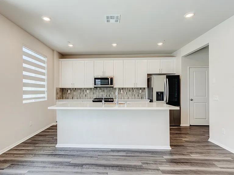 36469 Shine Dr — Photo 7