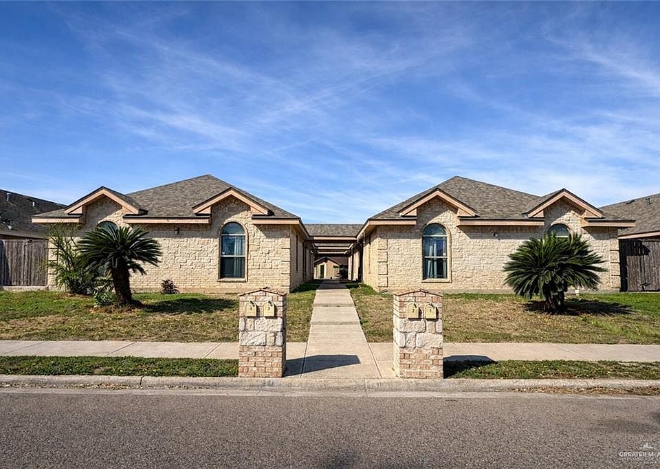 1st image of 1102 S Palm Dr