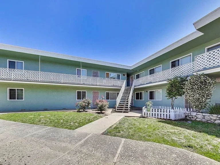 256 La Pala Drive — Photo 23