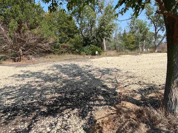 2608 Deer Rd, Miltonvale, KS 67466