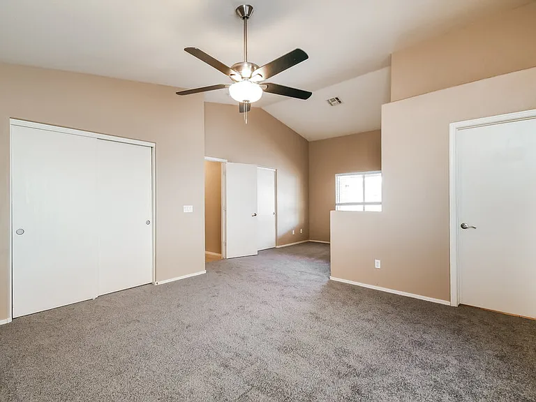 803 S Chatsworth St — Photo 10