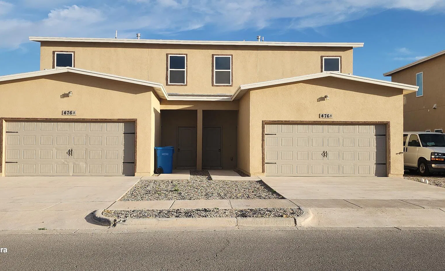 4 bed, 2.5 bath, 1588 sqft, $1,450 — Photo 1
