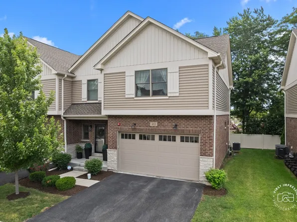 413 Pierce Rd, Itasca, IL 60143