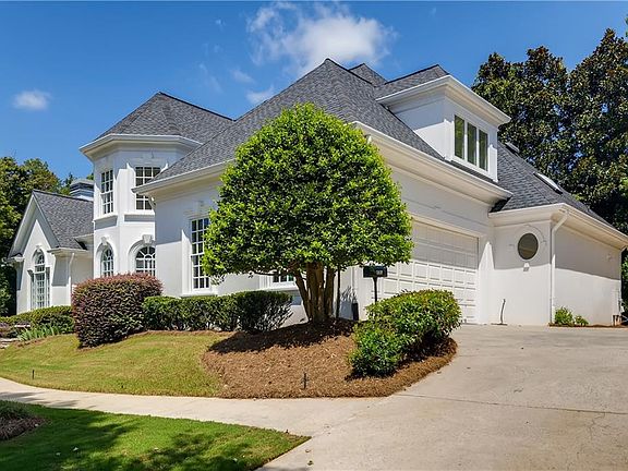 3rd image of 4589 Holstein Hill Dr