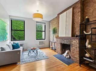 160 9th Ave APT 2R, Manhattan, NY 10011