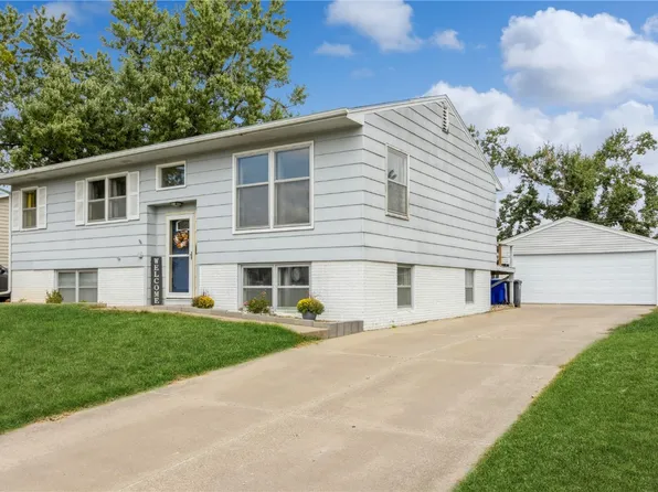 4436 Rushmore Dr NE, Cedar Rapids, IA 52402