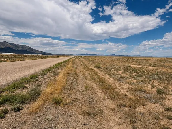 1300 W 24600 N, Beryl, UT 84714