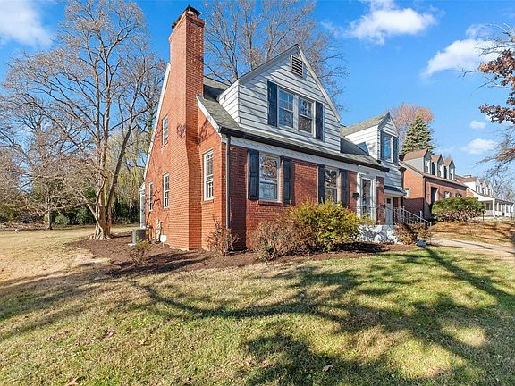 3rd image of 8424 Knollwood Dr