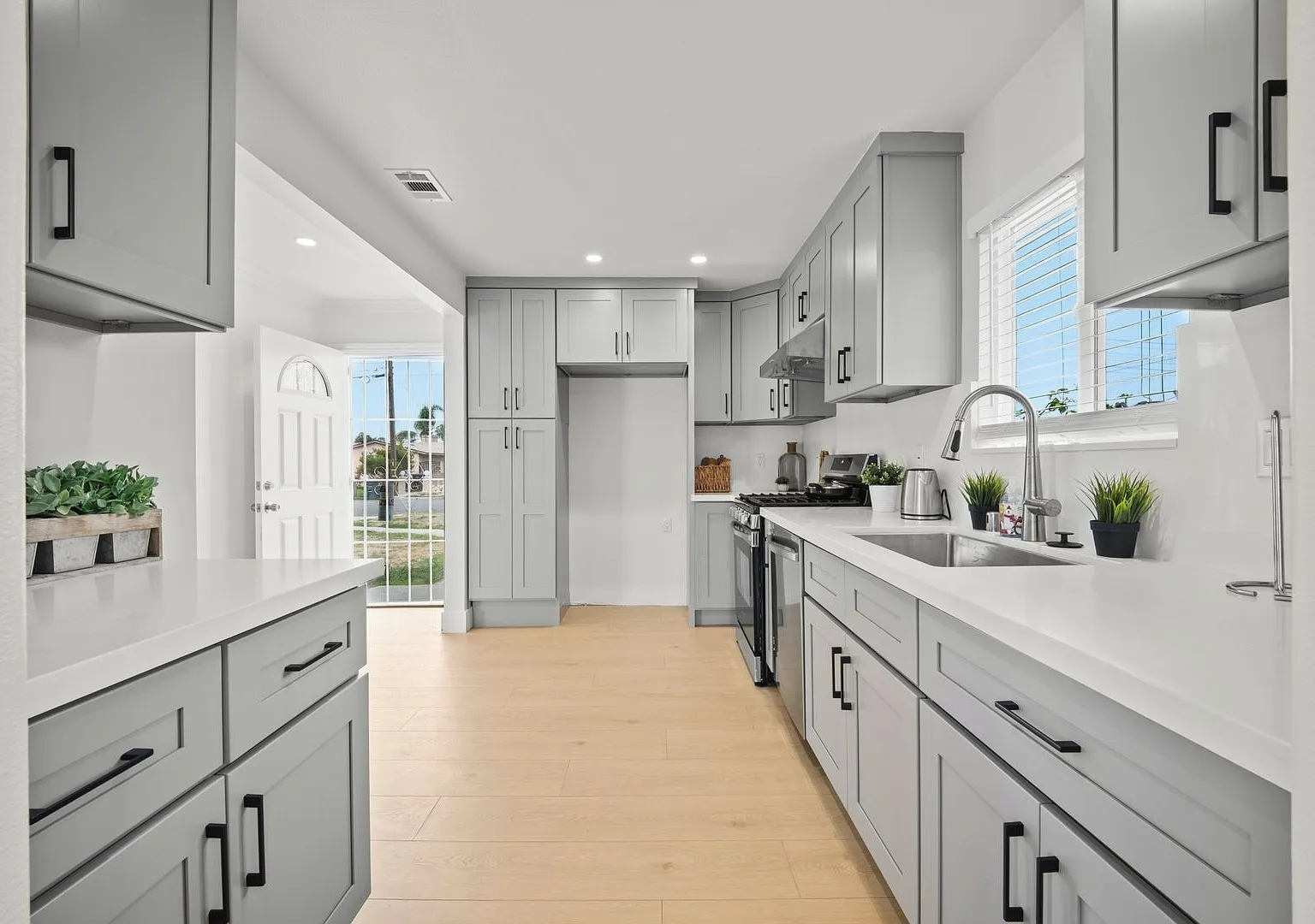 Showing Times: to schedule a viewing, please contact us — Photo 1