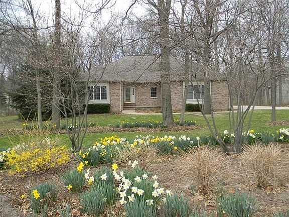 3rd image of 4403 Thornbury Dr W