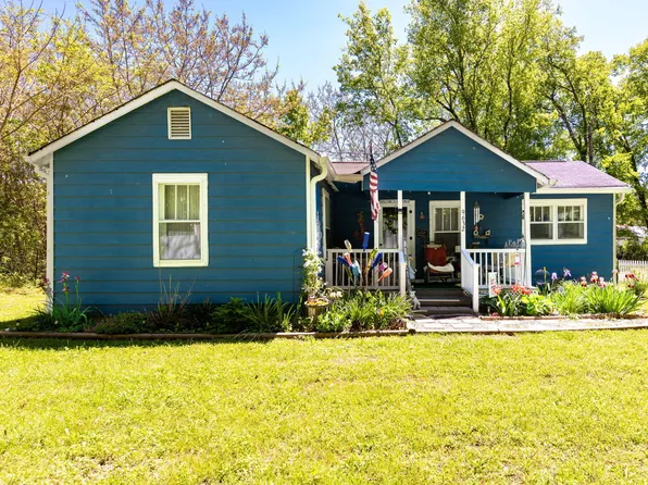 9632 Cemetery Rd, Soddy Daisy, TN 37379