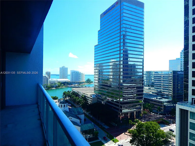500 Brickell Ave #1808 — Photo 5