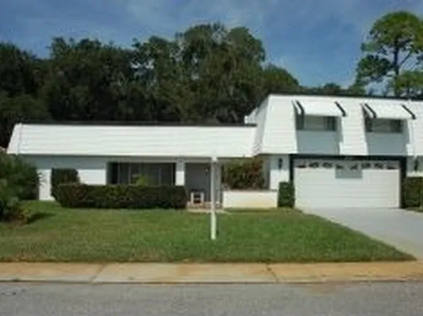 4111 Woodsville Dr, New Port Richey, FL 34652